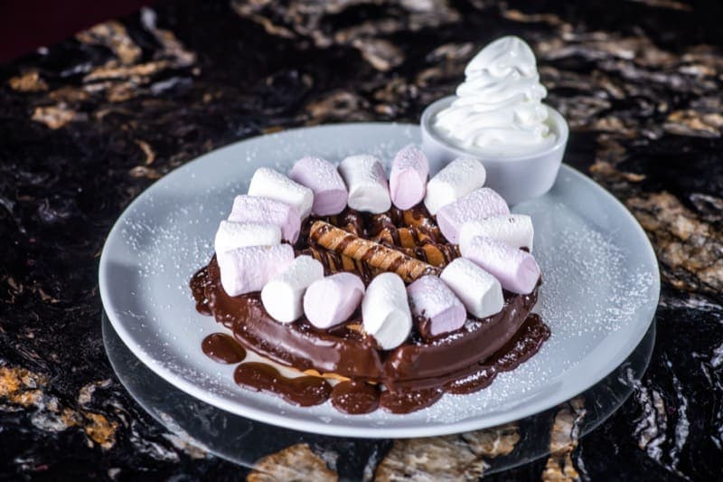 Halal Mashmallow Waffle